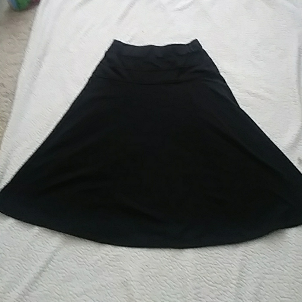 Black circle skirt